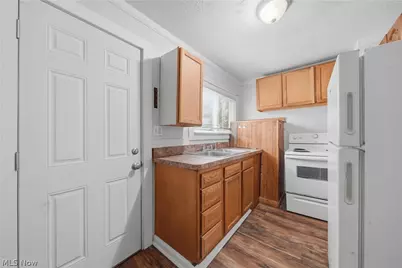 1116 McIntosh Avenue, Akron, OH 44314 - Photo 23