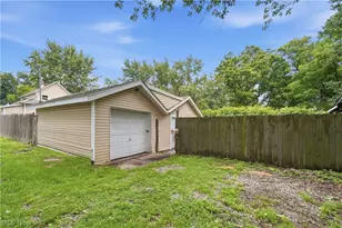 1116 McIntosh Ave, Akron, OH 44314 - Photo 15