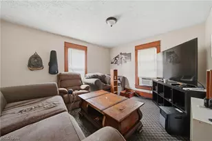 1116 McIntosh Ave, Akron, OH 44314 - Photo 9