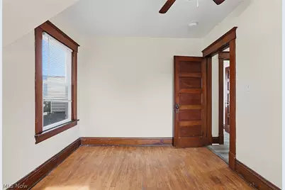 18206 Harland Avenue, Loveland, OH 44119 - Photo 15