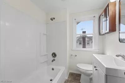 18206 Harland Avenue, Loveland, OH 44119 - Photo 17