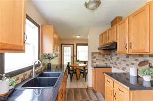 1687 Delia Ave, Akron, OH 44320 - Photo 11