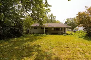 1687 Delia Ave, Akron, OH 44320 - Photo 25
