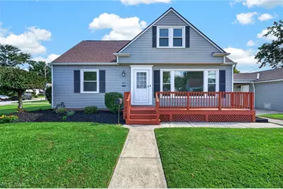 401 E 288th Street, Willowick, OH 44095 - Photo 1