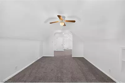 401 E 288th Street, Willowick, OH 44095 - Photo 25