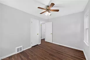 401 E 288th St, Willowick, OH 44095 - Photo 19