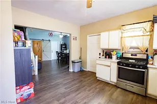 3438 Columbus Rd NE, Canton, OH 44705 - Photo 9
