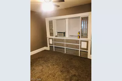 571 East Avenue, Akron, OH 44320 - Photo 5