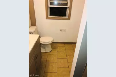 571 East Avenue, Akron, OH 44320 - Photo 9