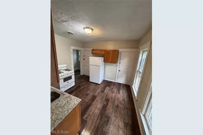 9521 Macon Avenue, Loveland, OH 44102 - Photo 9