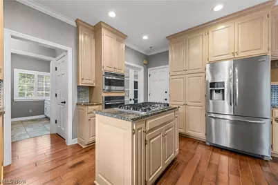 4056 Glenmoor Road NW, Canton, OH 44718 - Photo 43