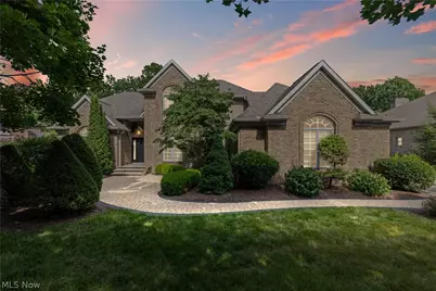 4056 Glenmoor Road NW, Canton, OH 44718 - Photo 1