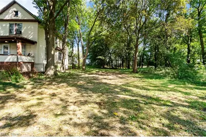 103 W Miller Avenue, Akron, OH 44301 - Photo 33
