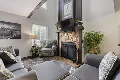 6674 Hills and Dales Road NW, Canton, OH 44708 - Photo 7