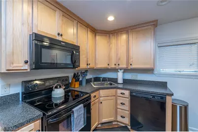 2584 W 11th Street, Loveland, OH 44113 - Photo 7