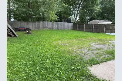 176 Gnau Avenue SW, Massillon, OH 44646 - Photo 9