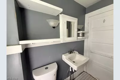 85 S Cleveland Avenue, Mogadore, OH 44260 - Photo 39