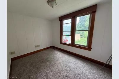 85 S Cleveland Avenue, Mogadore, OH 44260 - Photo 35