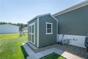 3052 Cross Crk Cir SW, Massillon, OH 44647 - Photo 31