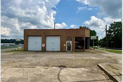 735 Denman Avenue, Coshocton, OH 43812 - Photo 1
