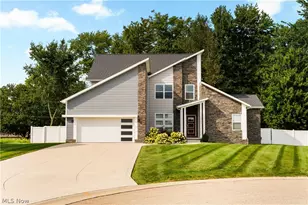 5585 Shadow Ridge Cir NW, North Canton, OH 44720 - Photo 35