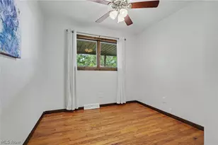 839 Sheffield Rd, Sheffield Lake, OH 44054 - Photo 15