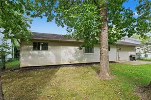 839 Sheffield Rd, Sheffield Lake, OH 44054 - Photo 25