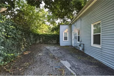 1963 Fulton Place, Loveland, OH 44113 - Photo 23
