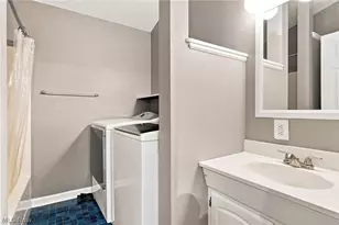 1963 Fulton Pl, Loveland, OH 44113 - Photo 9