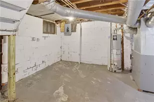 1390 E 109th St, Loveland, OH 44106 - Photo 31