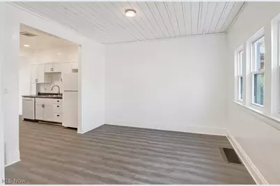 1390 E 109th Street, Loveland, OH 44106 - Photo 9