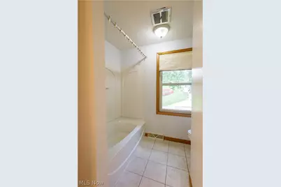 1416 Dunkeith Drive NW, Canton, OH 44708 - Photo 29