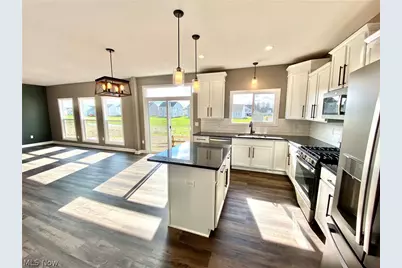 3462 Wicker Street NE, Canton, OH 44721 - Photo 3