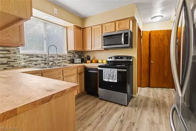 116 Bass Drive, Weirton, WV 26062 - Photo 9