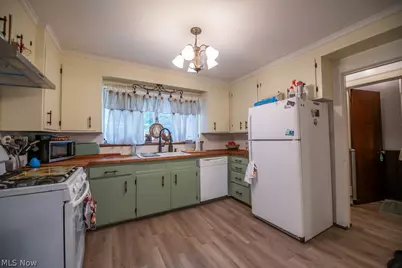 1144 Kingsway Street, Alliance, OH 44601 - Photo 17