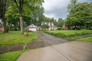 1144 Kingsway St, Alliance, OH 44601 - Photo 3