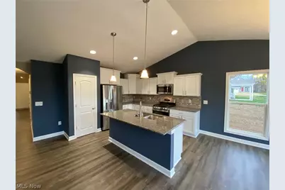 3476 Wicker Street NE, Canton, OH 44721 - Photo 3