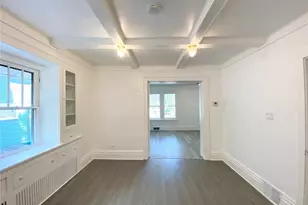 576 Kling St, Akron, OH 44311 - Photo 9