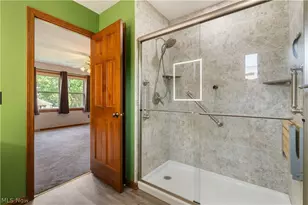 7284 Sugarwood Rd NE, Canton, OH 44721 - Photo 21