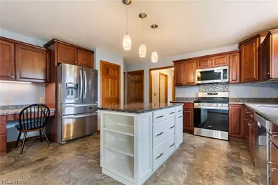 7284 Sugarwood Road NE, Canton, OH 44721 - Photo 13