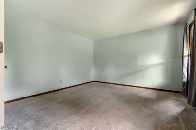 7284 Sugarwood Road NE, Canton, OH 44721 - Photo 11