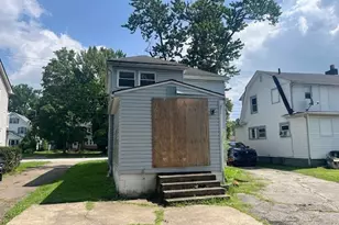 912 S Hawkins Ave, Akron, OH 44320 - Photo 3