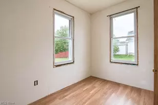 1335 Columbus Ave, Ashtabula, OH 44004 - Photo 13