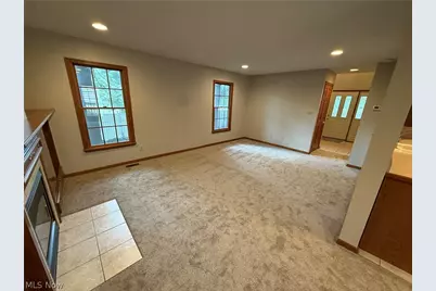 530 Oakdale Drive, Dover, OH 44622 - Photo 7