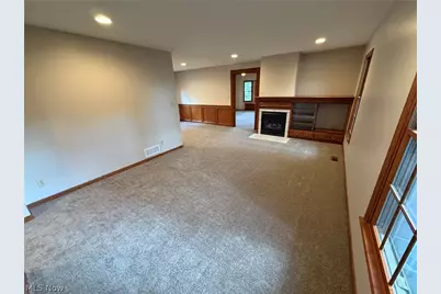 530 Oakdale Drive, Dover, OH 44622 - Photo 5