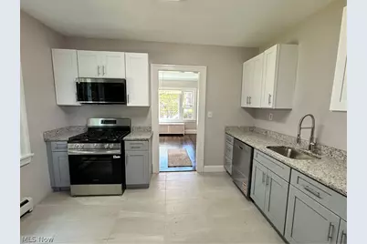 3052 Martin Luther King Jr Drive, Loveland, OH 44104 - Photo 17