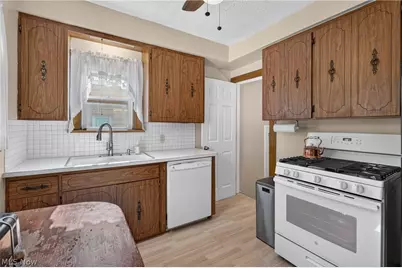 14512 Orchard Park Avenue, Loveland, OH 44111 - Photo 3