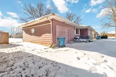 1921 W 30th Street, Lorain, OH 44052 - Photo 5