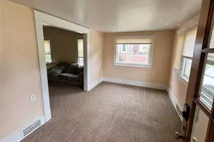 273 Alameda Ave, Youngstown, OH 44504 - Photo 9