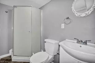 1382 Honodle Ave, Akron, OH 44305 - Photo 33